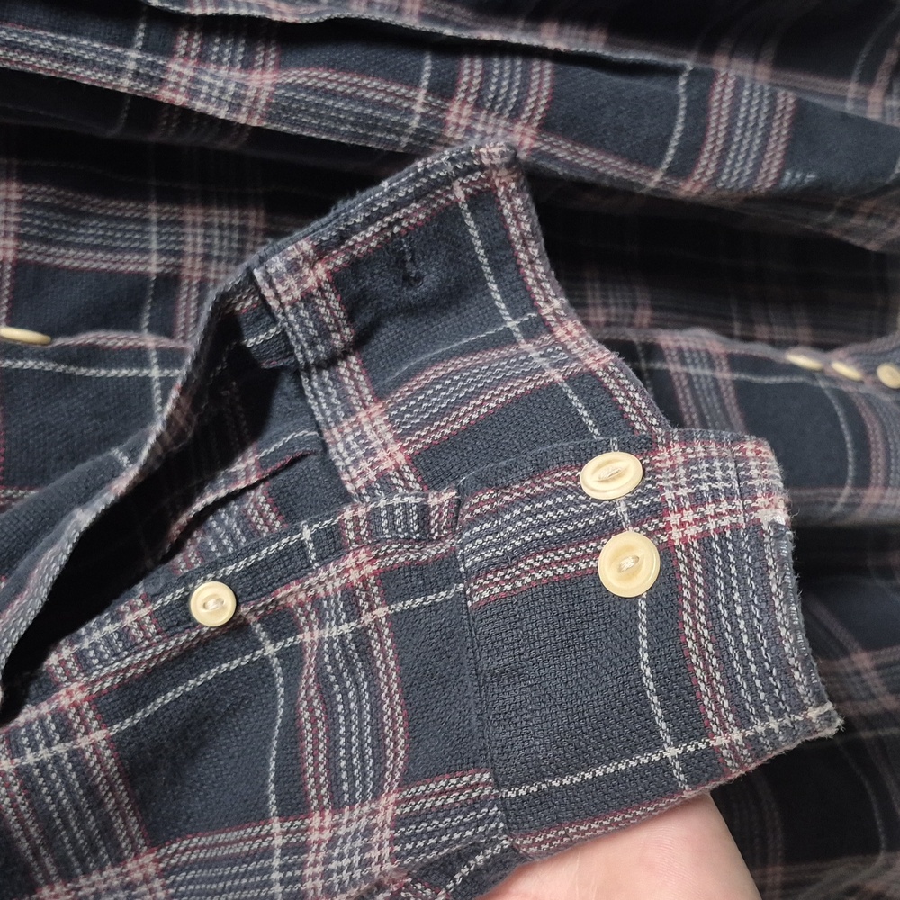 Grey And Red Plaid Button-Up Shirt Size Large - Picture 3 of 4